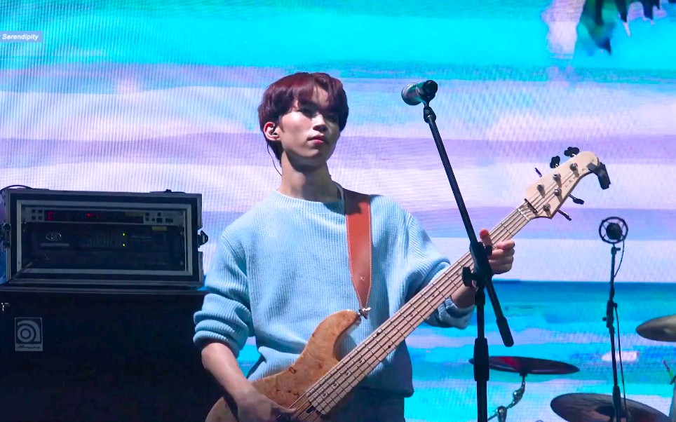 19【徐东成】1020 sunset 蓝色很适合你呢