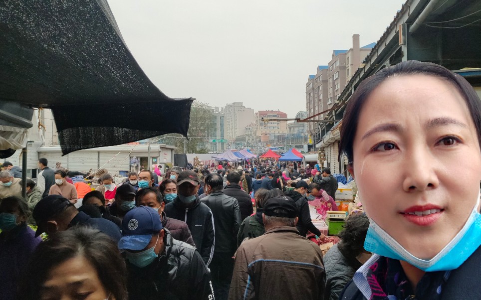 实拍11月7日大连西南路早市!看到这场面,你还觉得今天的菜价贵吗?