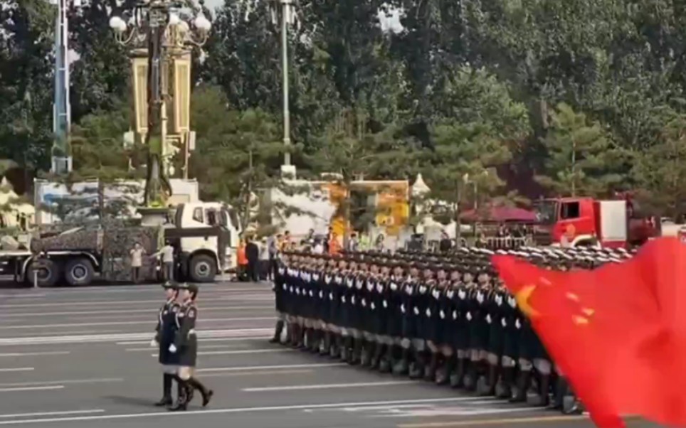 国防力量是国家的脊梁,是人民的保障. ＂爱我中华强我国威 ＂强军有我 ＂时刻准备着哔哩哔哩bilibili