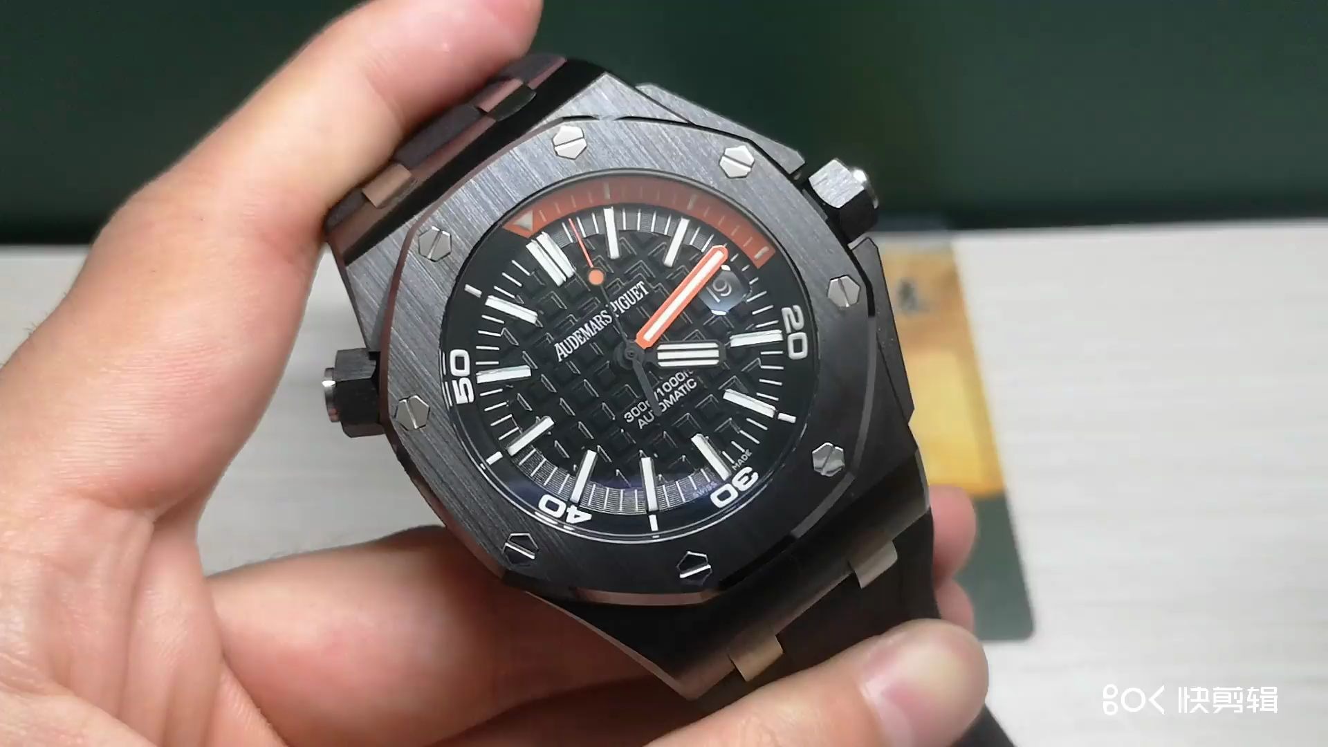 爱彼皇家橡树15707潜水腕表 陶瓷壳自动机械表