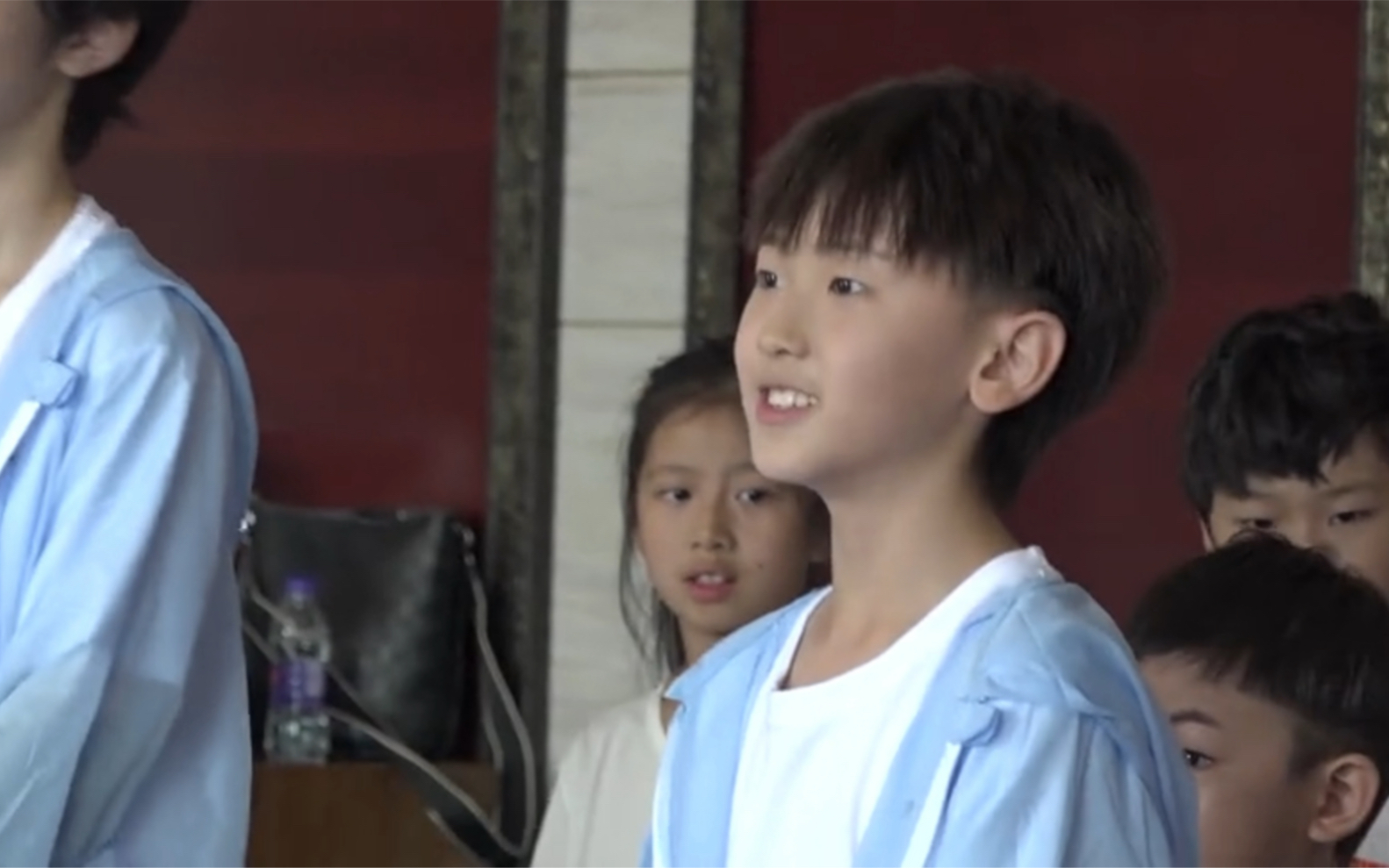 tf家族左奇函黄硕最佳练习生主要是奇函的单人cut