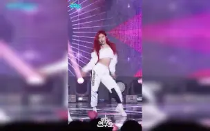 Download Video: 【ROSÉ/朴彩英】180630 音乐中心官方视频合集