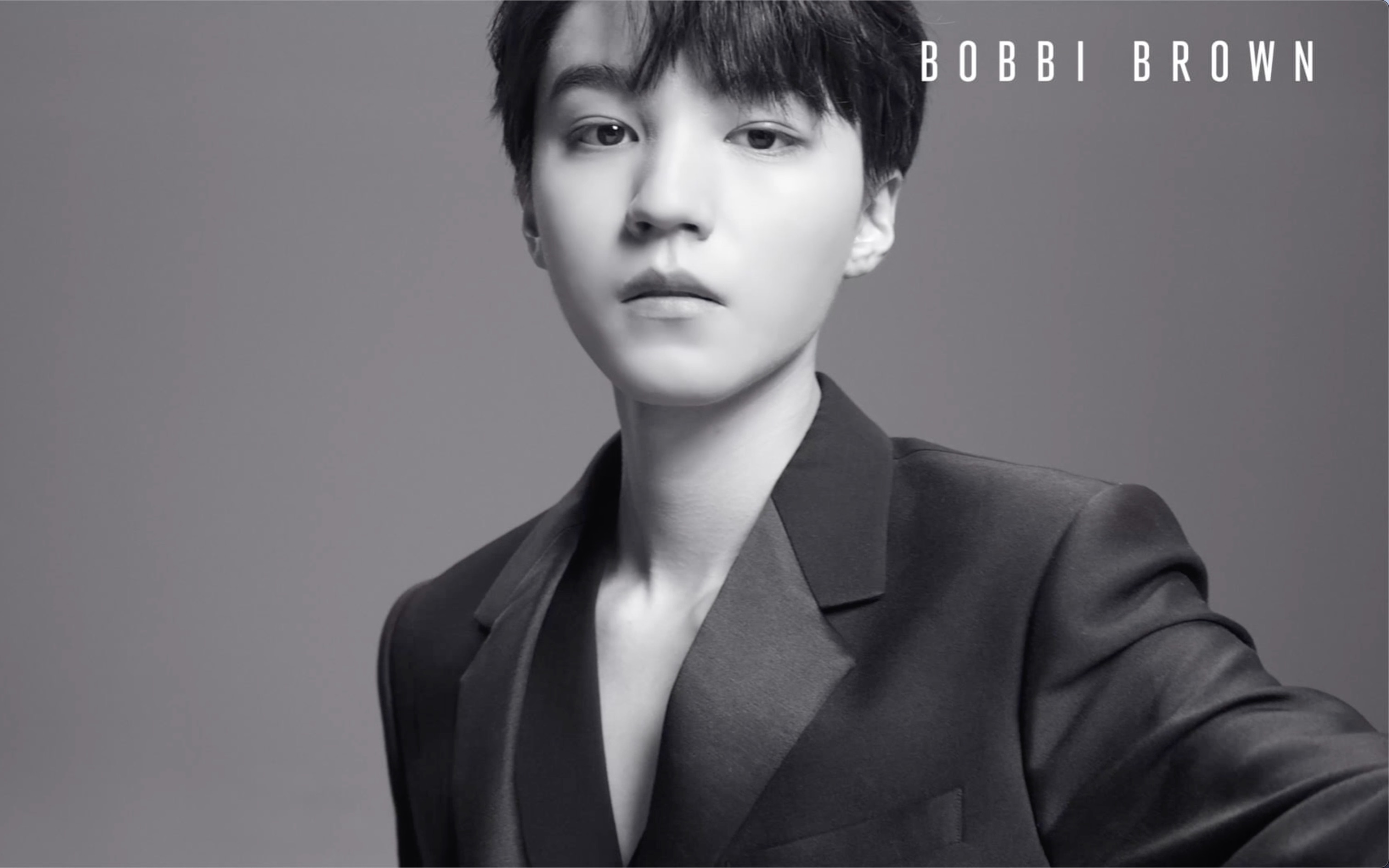 王俊凯芭比波朗纯色奢金唇膏金管口红新色赤茶奶棕