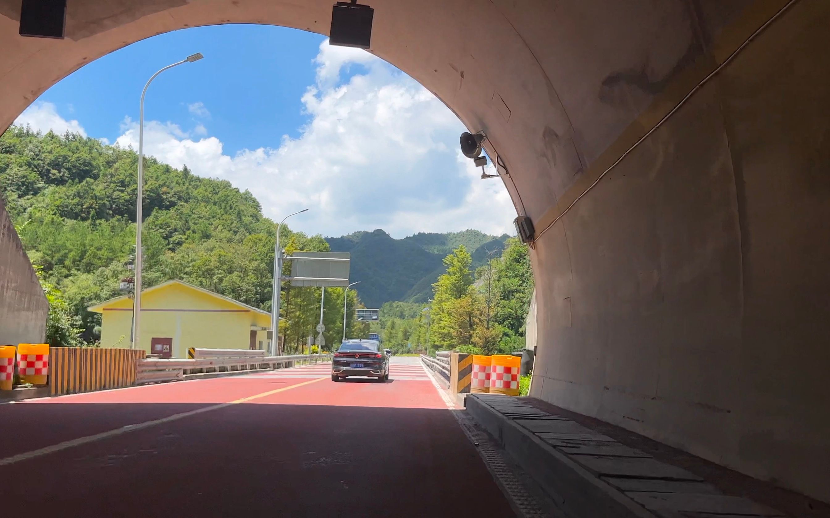 省 恩施 利川 g318 1714至1717 海拔 1290米 苏马荡 齐岳山隧道实拍