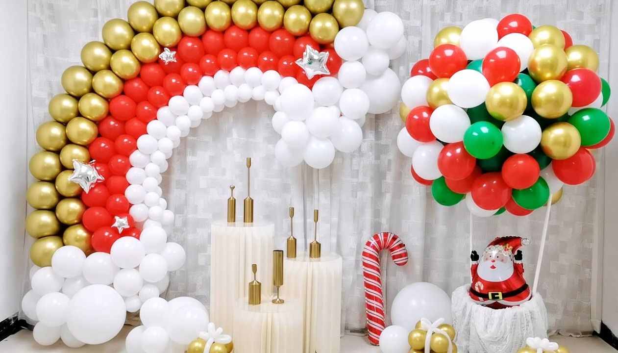 圣诞节小场景气球布置,彩虹和热气球,氛围满满,南宁童梦气球培训