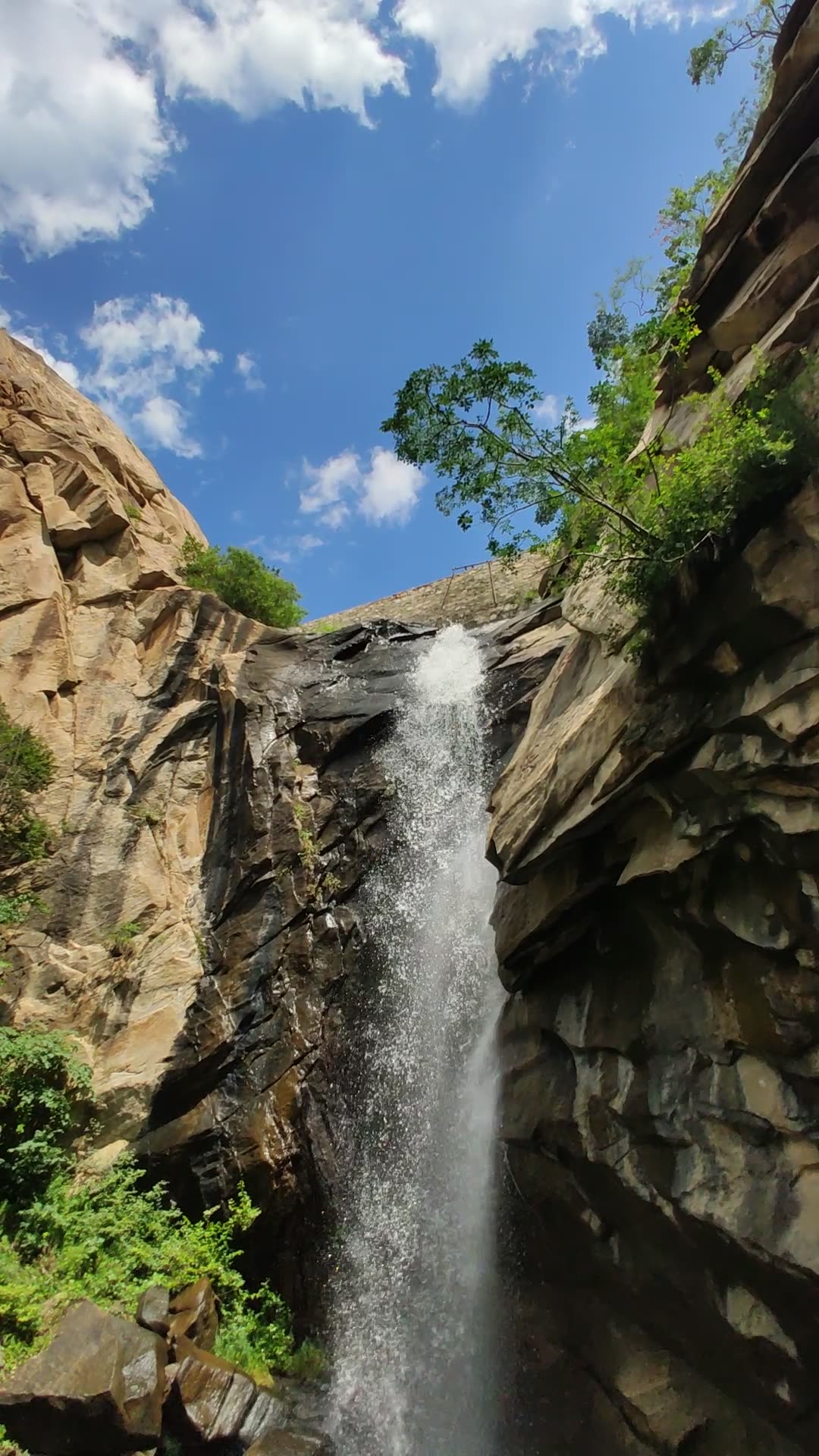 清凉谷旅游风景区图片