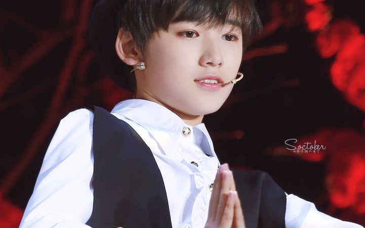 【tf家族】17/11/19星期五练习生 开场舞曲《神奇》官方及各饭拍版本