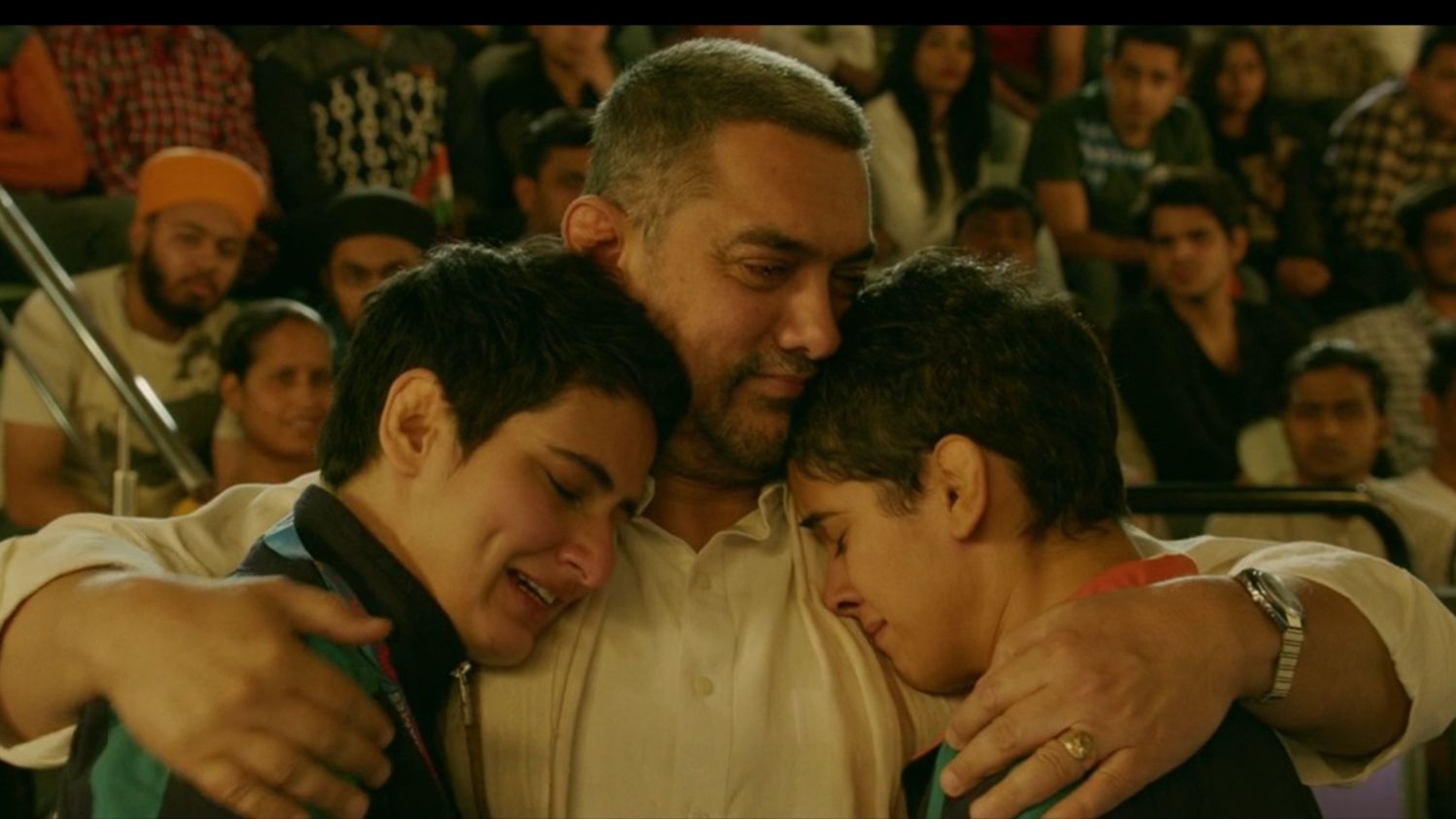 《摔跤吧 爸爸》阿米尔汗又一部神作,激情,励志,感动