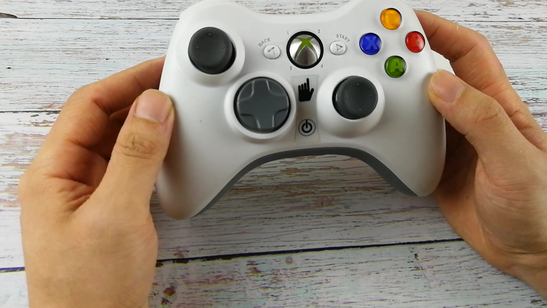 糖小祖:xbox360原装手柄内部大揭秘