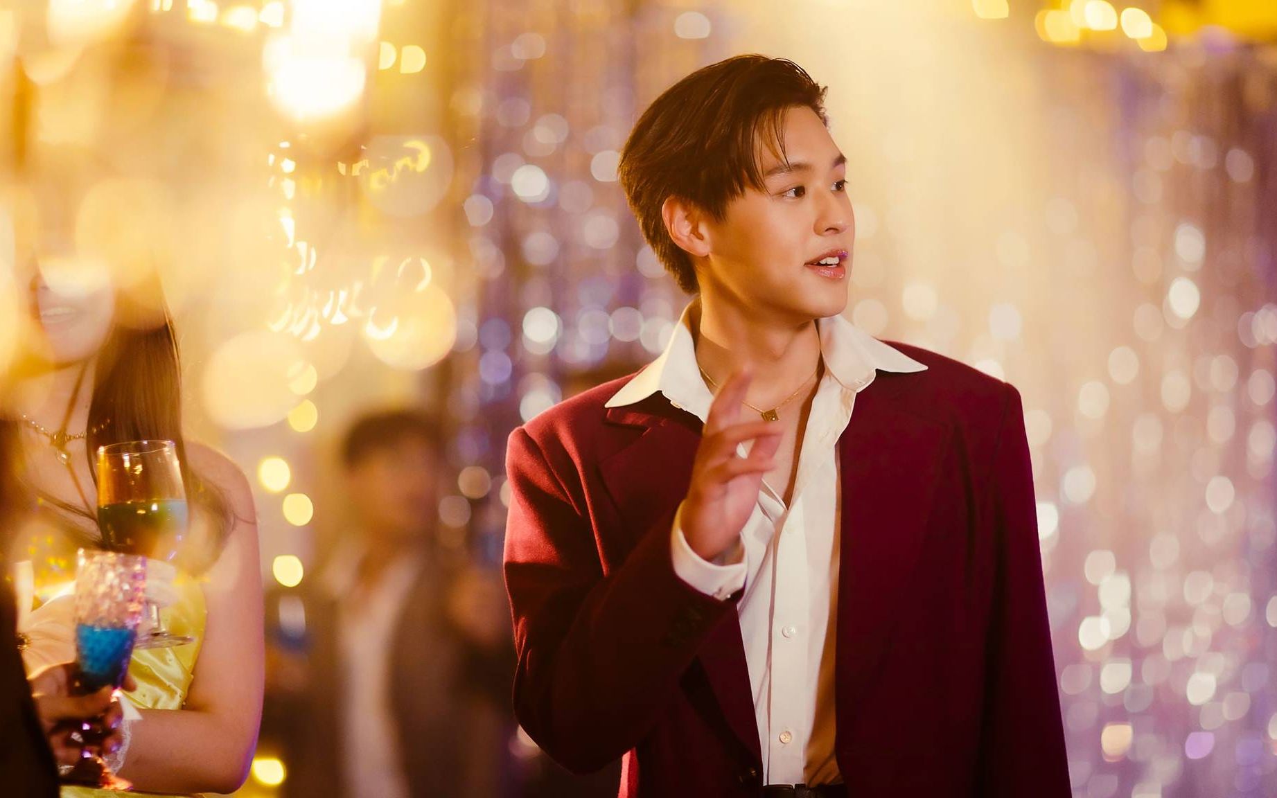 (中/泰/拼音字幕) billkin- 喜欢和你在一起时的自己