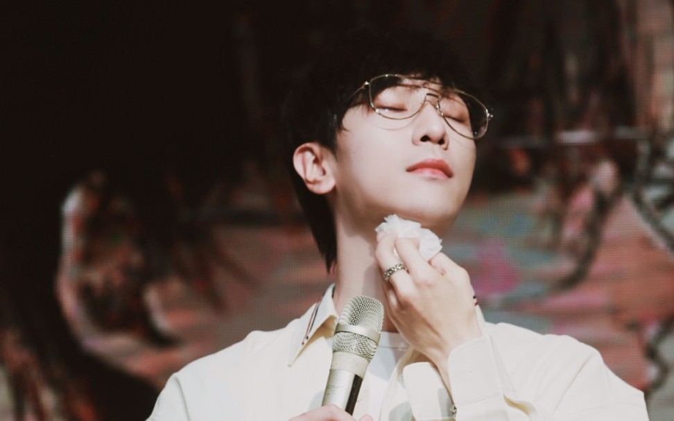 210501|西安场 景向谁依舞台全场 演唱《悬念》_哔哩哔哩 (゜-゜)つロ