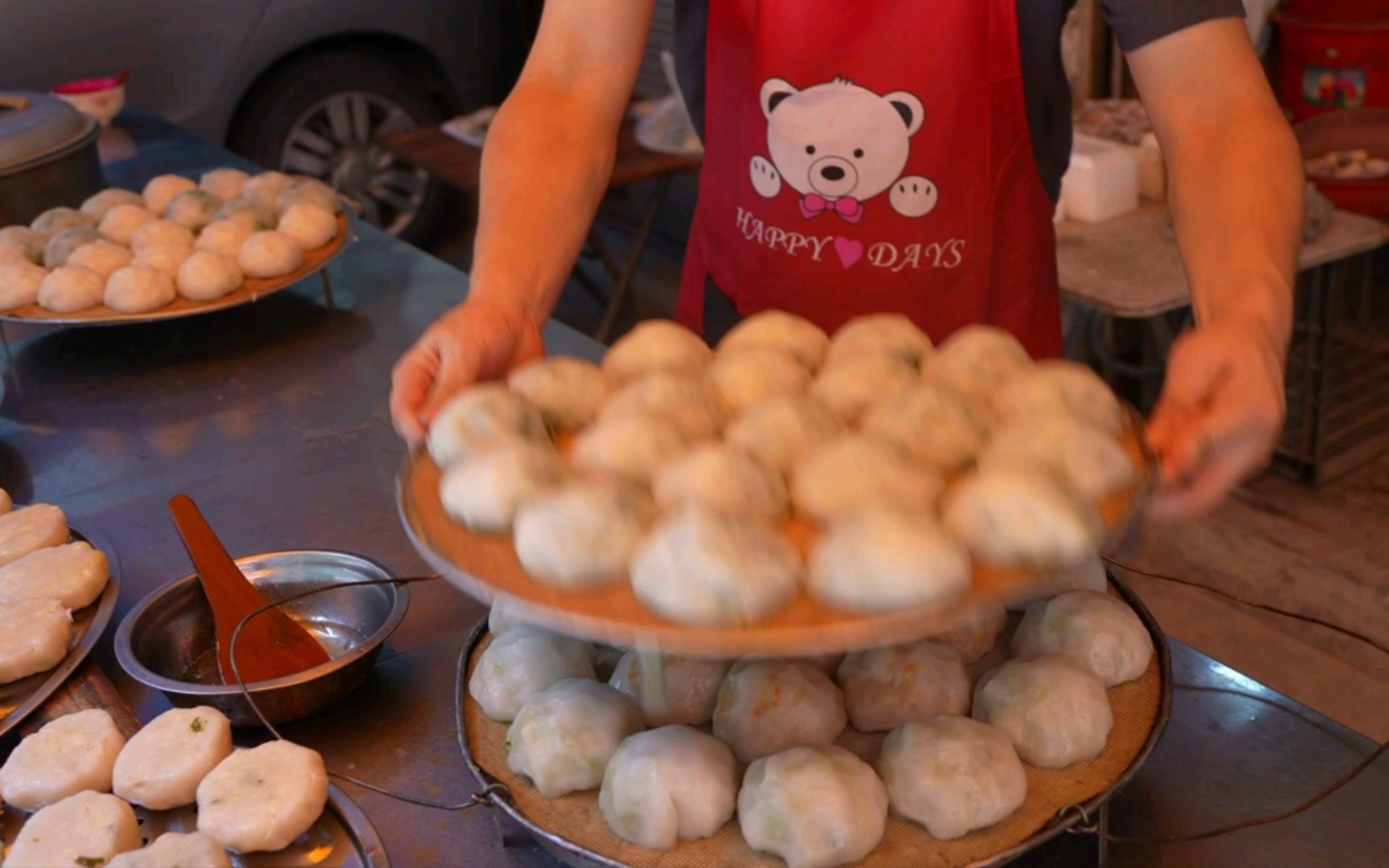 菜粿,炸猪油圈,蚝烙,广东潮汕路边小吃!