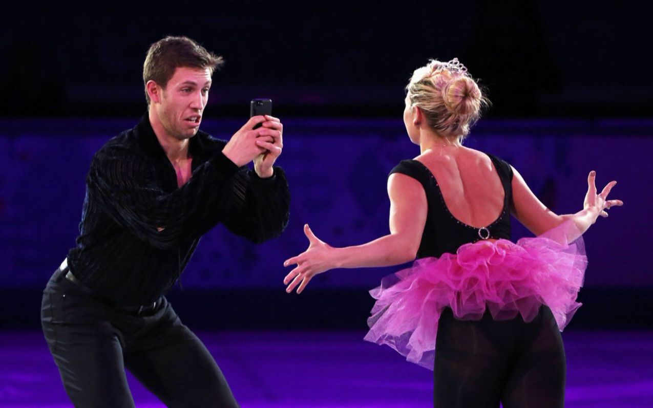 [图]Kirsten Moore-Towers & Dylan Moscovitch - The Skaters' Waltz