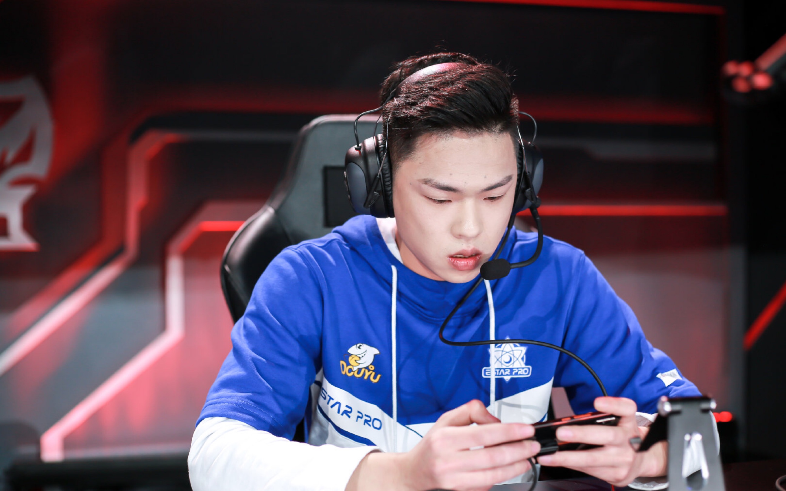 11.1 kpl秋季赛 estar.小怪兽解说席录屏