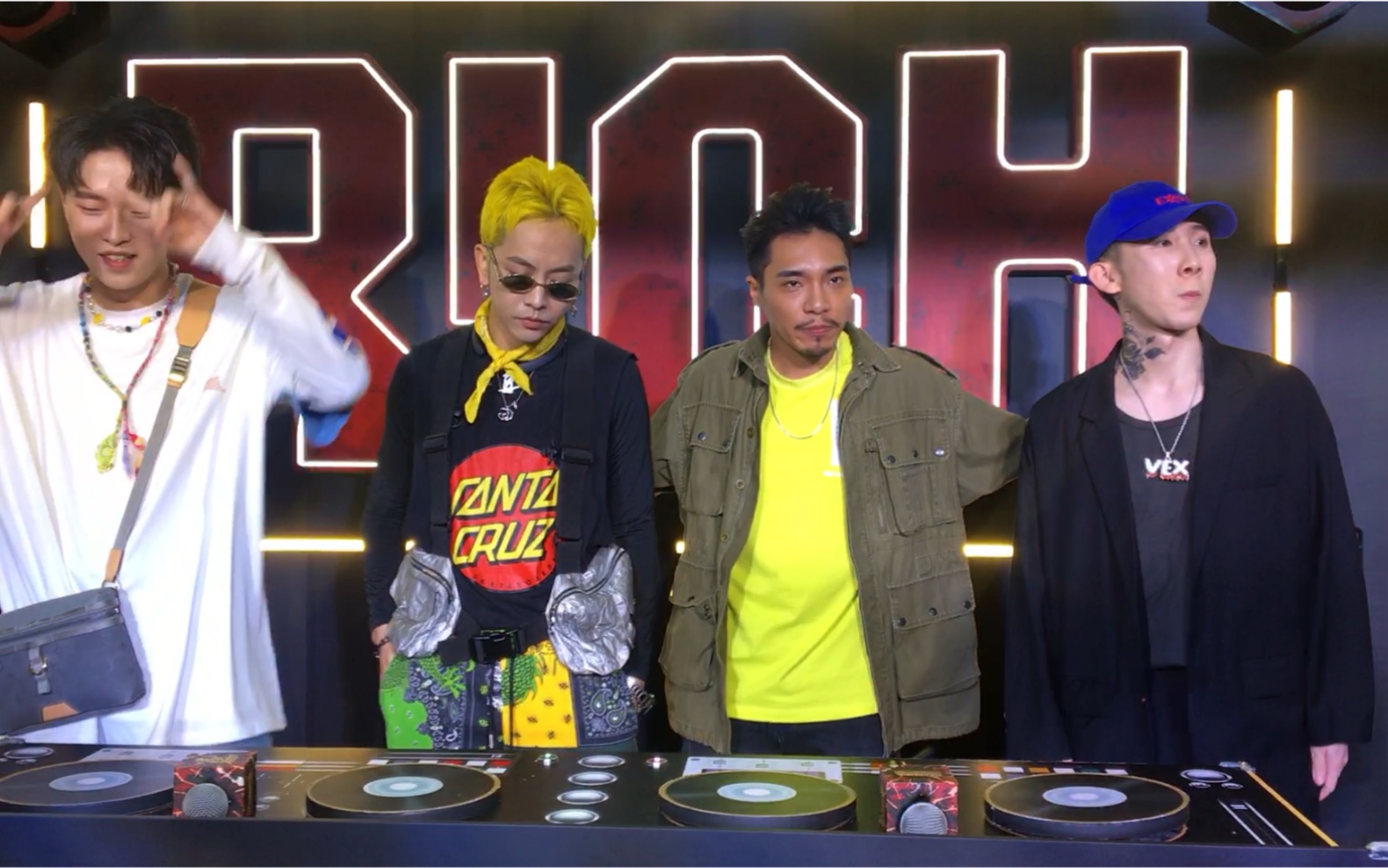 【中国新说唱】obi 梁老师 孙骁 vex_哔哩哔哩 (゜-゜)つロ 干杯