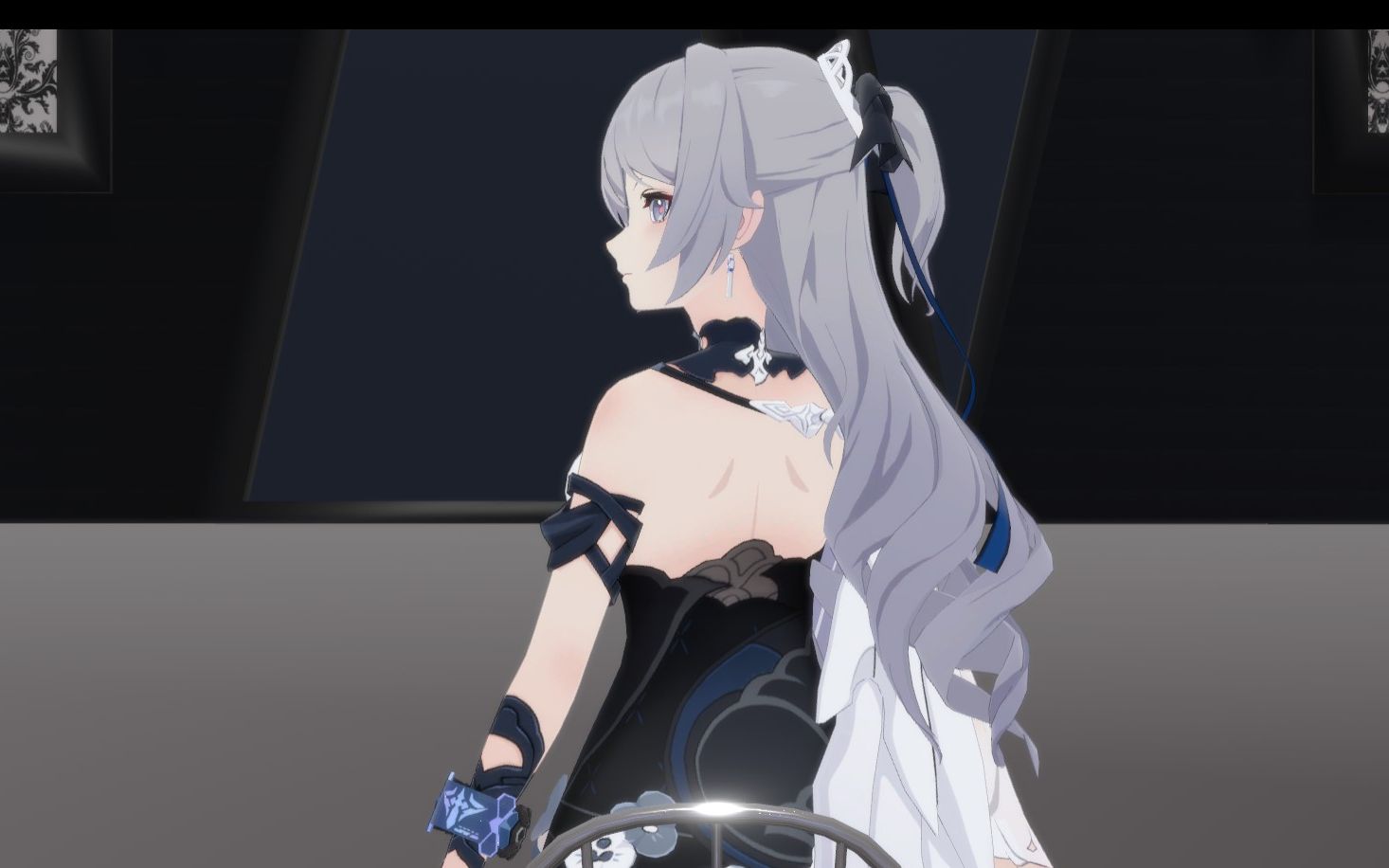 布洛妮娅的【one last kiss】