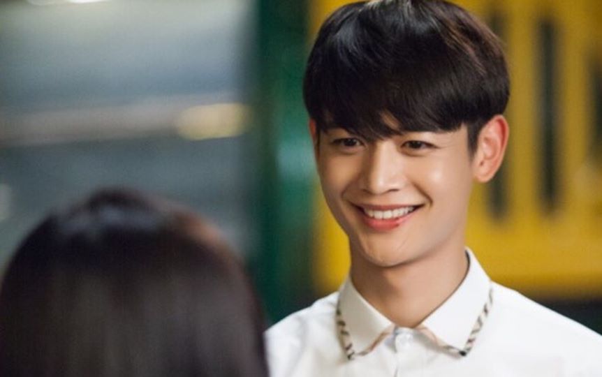 【shinee珉豪中字】突然回到十八岁 纪念版混剪