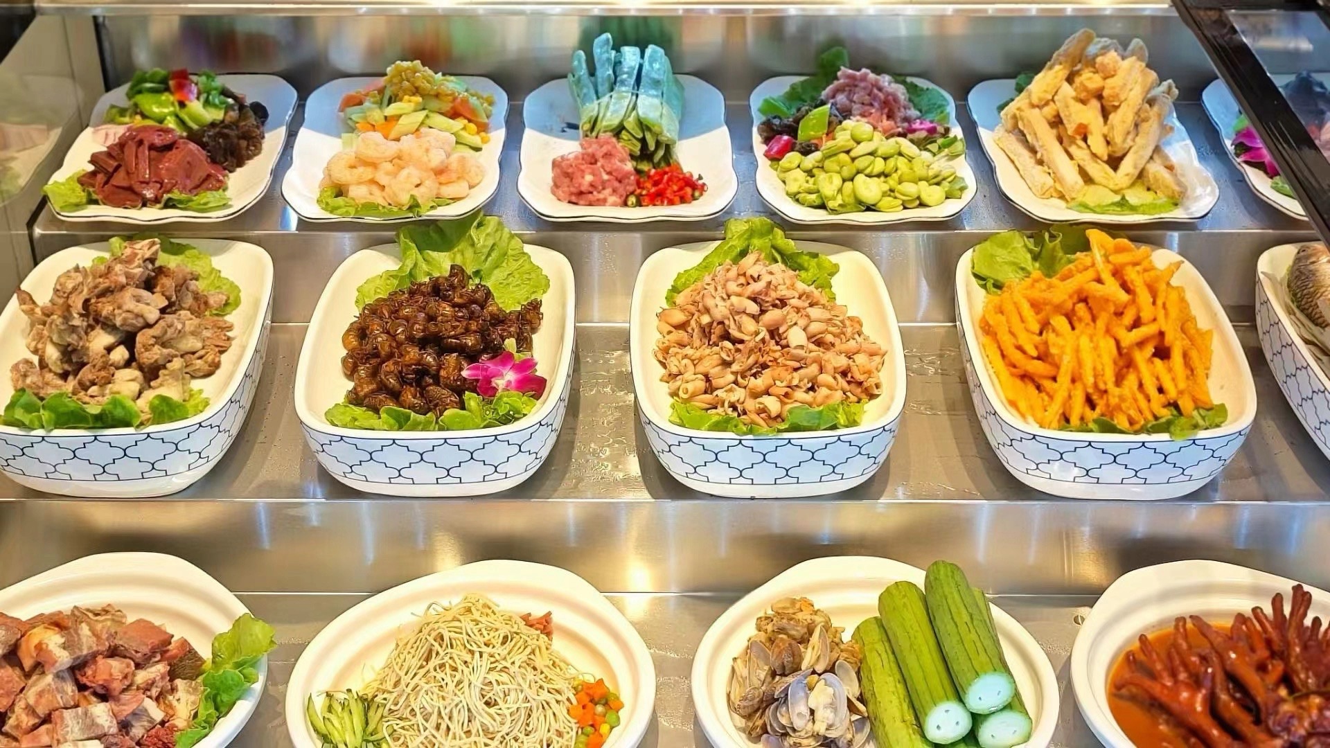 【美食天堂】自助餐无限畅享