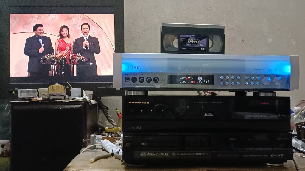 东芝a-hd2000 d-vhs高级录像机 鉴赏