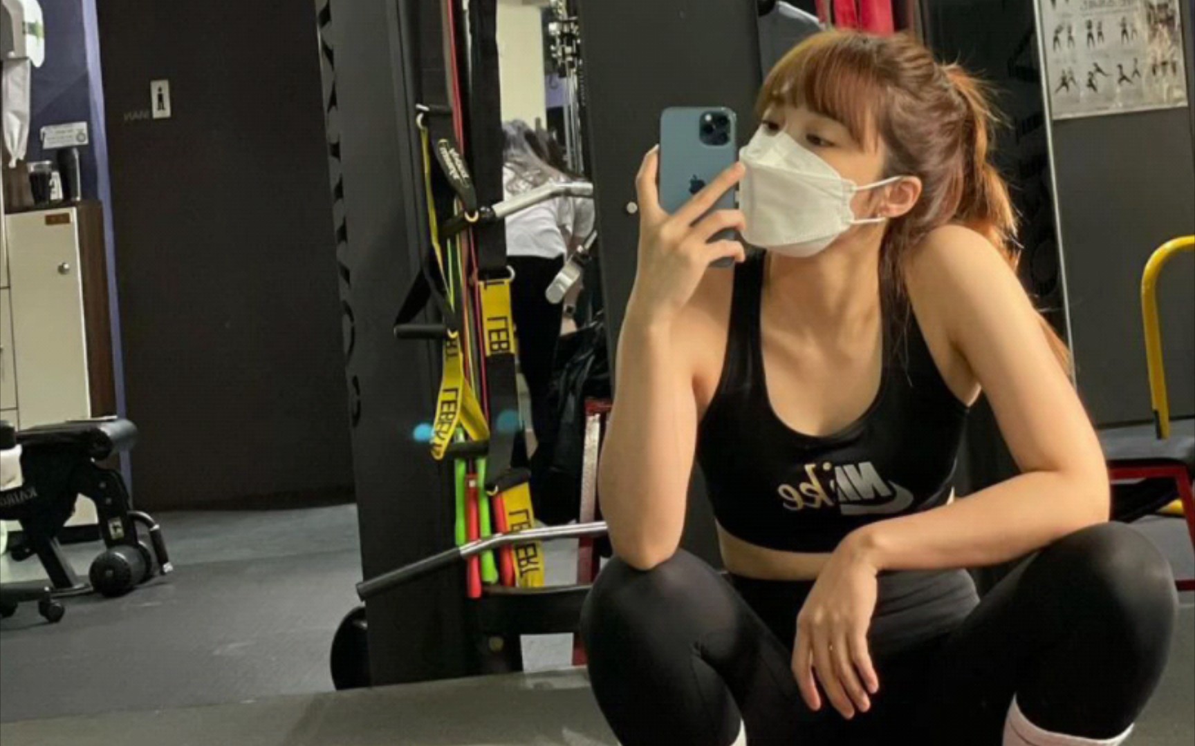 【郑恩地】郑演员&郑歌手,你这身材也太好了吧~健身可以,千万不要向老