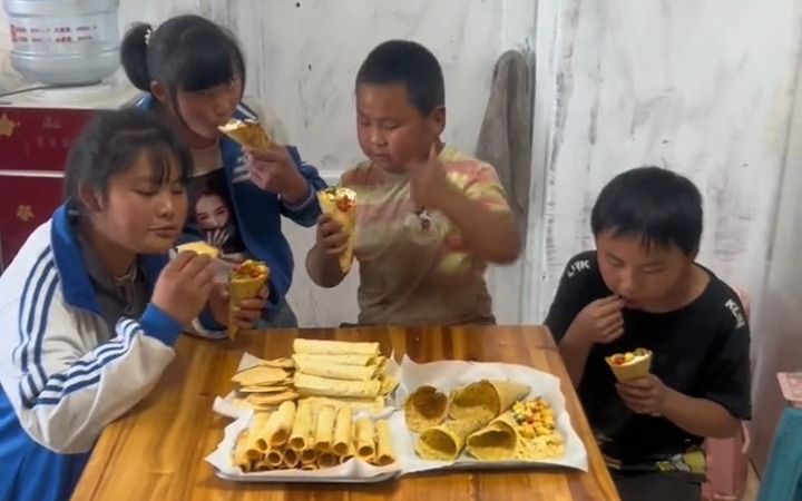 今天做个零食芝麻卷给孩子们吃哔哩哔哩bilibili