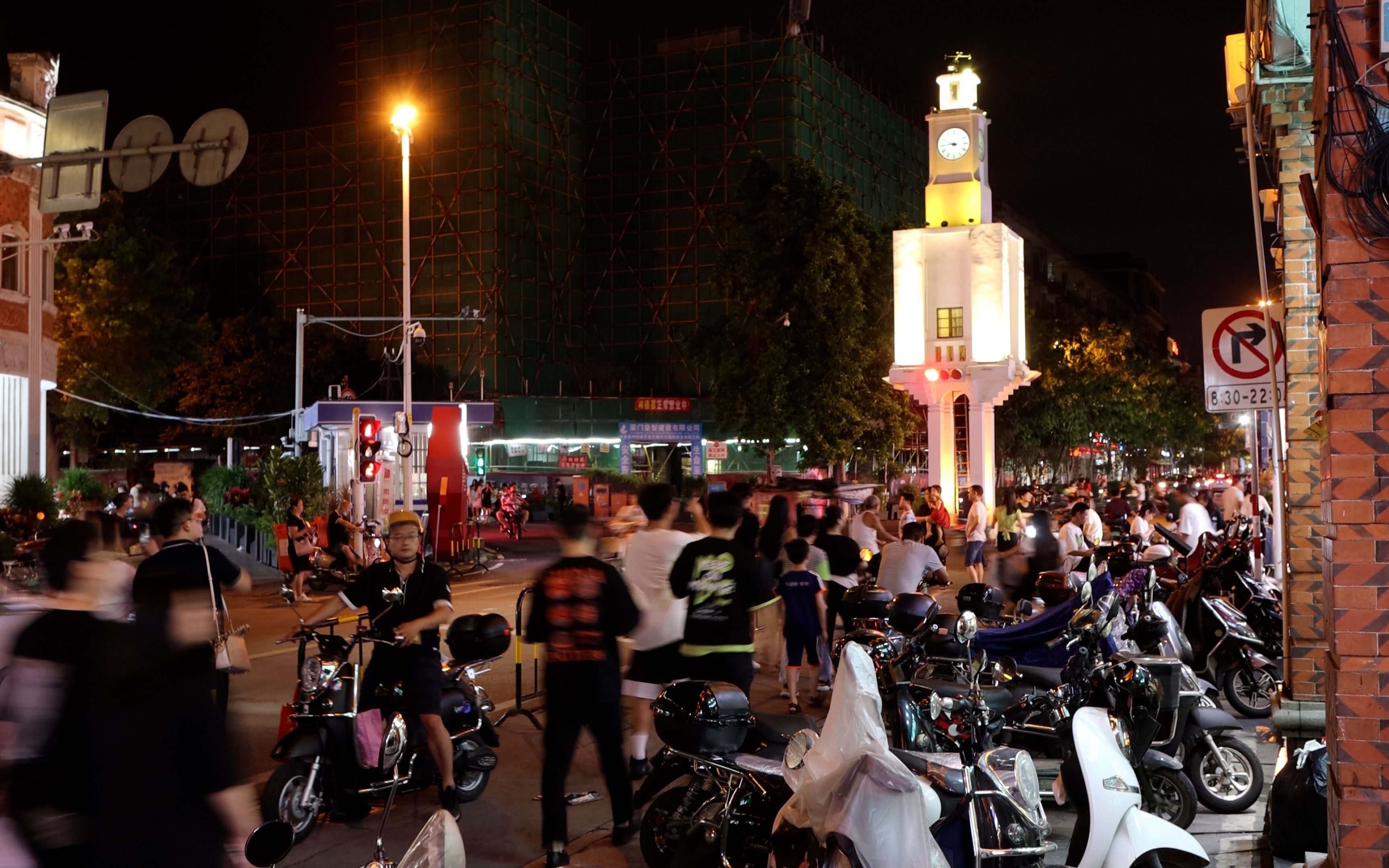 福建泉州年轻人的夜市街 泉州西街小西埕美食停不下来 还有超多回忆文创用品店哔哩哔哩bilibili