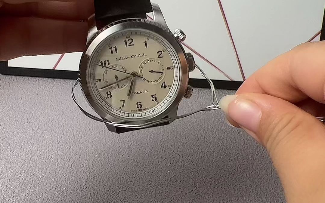 手表受磁如何处理