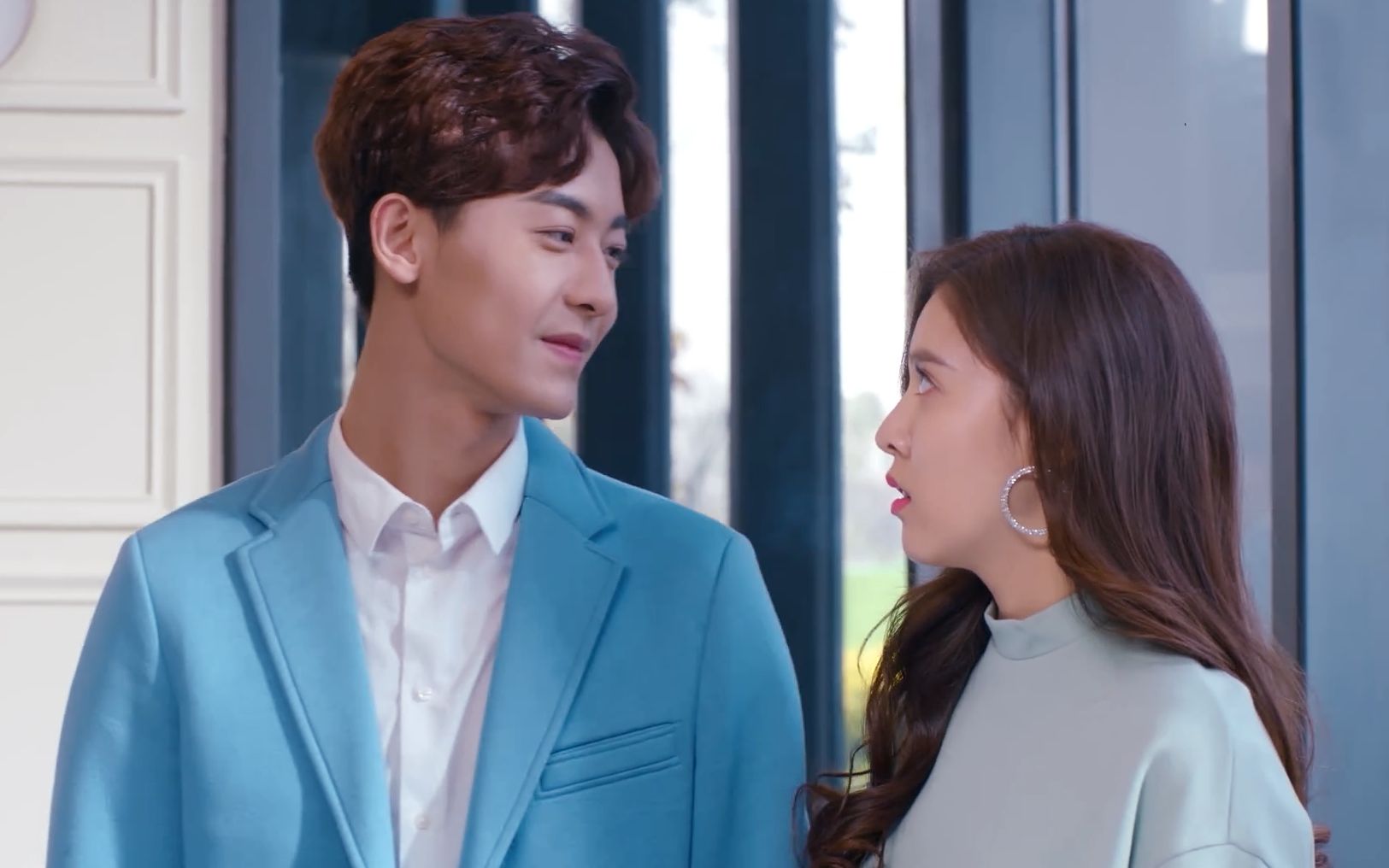 【走进你的记忆】心机女炫耀自己老公,瞧不起别人,没想到被啪啪打脸.