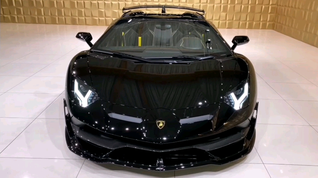 限量版兰博基尼大牛svj实拍