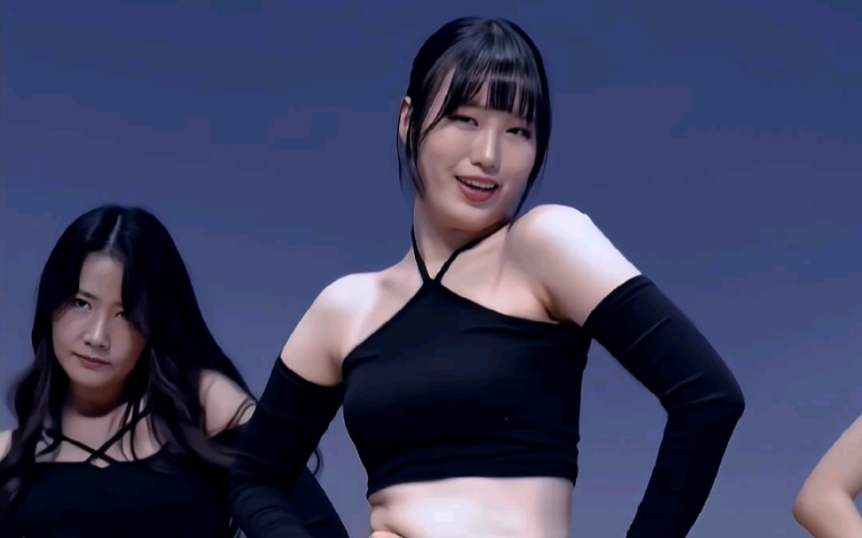 [图]8K 热舞 -Niya(Hana) -Up＆Down(Exid) 新生代 摩特-