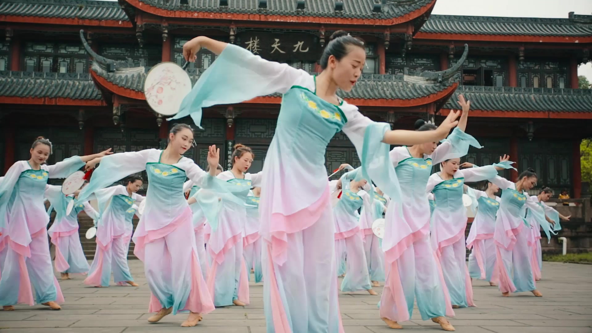 唯美古风舞《仙剑问情 》如有你相伴 不羡鸳鸯不羡仙【单色舞蹈】哔哩哔哩bilibili