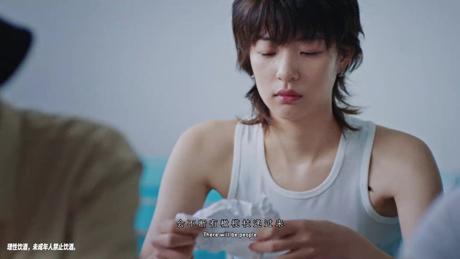 江小白黑标精酿上线敬年轻气盛