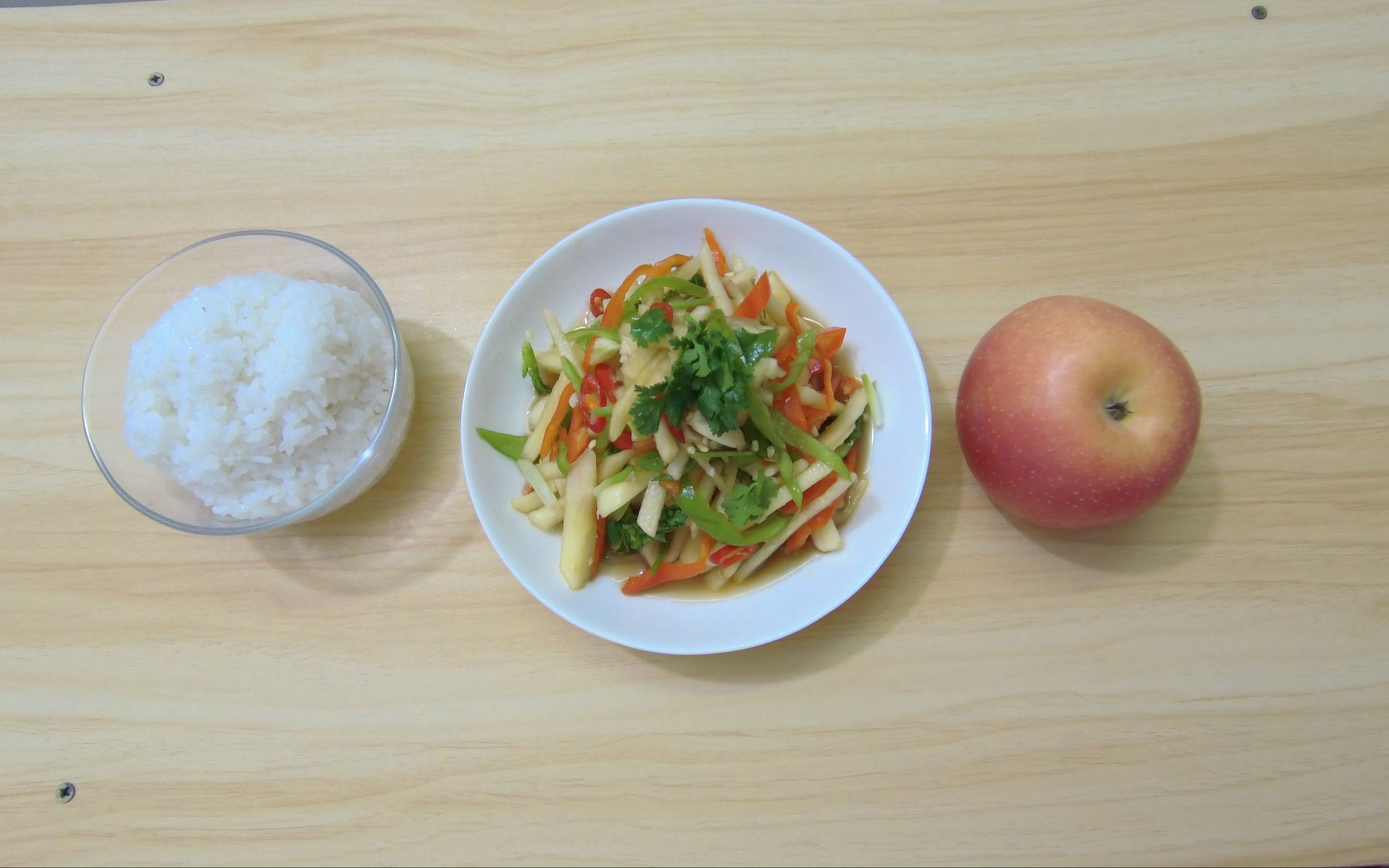 酸辣苹果丝:酸辣味的苹果丝,挑战味蕾_哔哩哔哩 (゜-゜)つロ 干杯