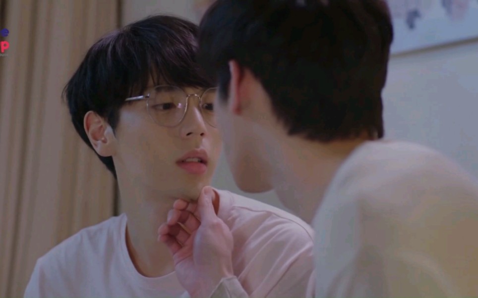 【腹黑演员×小兔叽作家】数到十就亲亲你 2-6 中字