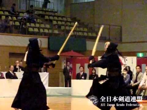 [图]SlowMotion - OSAWA's M (vs KANZAKI) - 12th All Japan KENDO 8-DAN holder's Champ