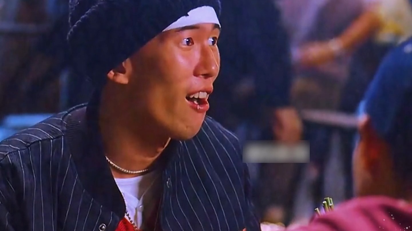 一口气看完《黑白战场》,元朗你龟哥