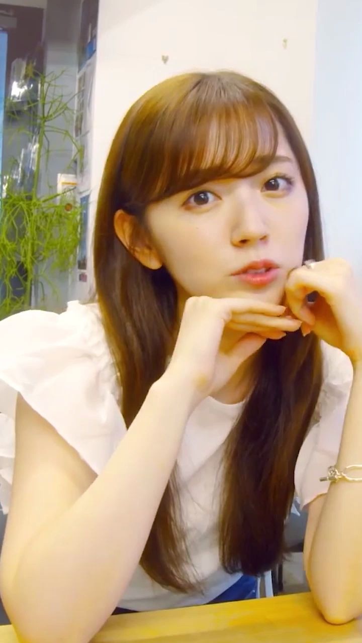 日本气质女模铃木爱理为啥日本的美女的牙都不好看