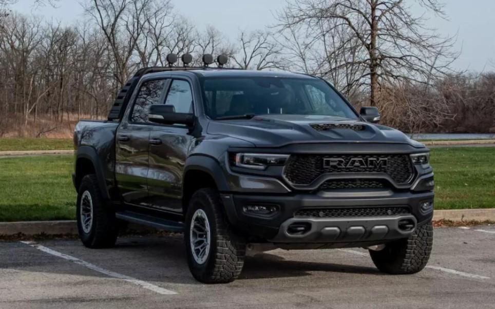 ek直播第305期(五)道奇公羊1500皮卡增程版ramcharger用3.