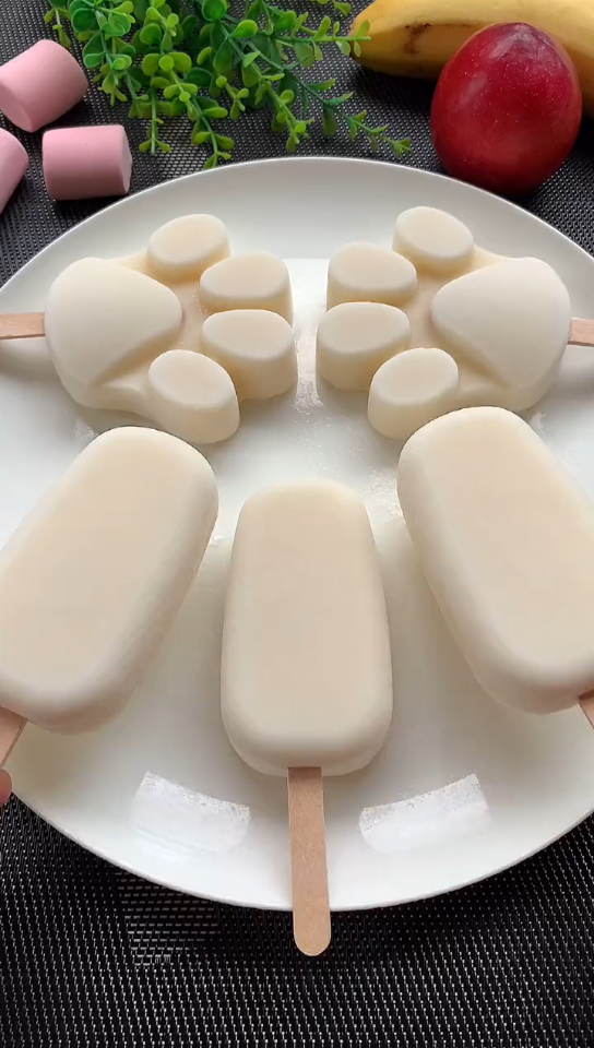 【美食制作】今天做了小布丁雪糕,孩子们吃得很开心～_哔哩哔哩 (゜