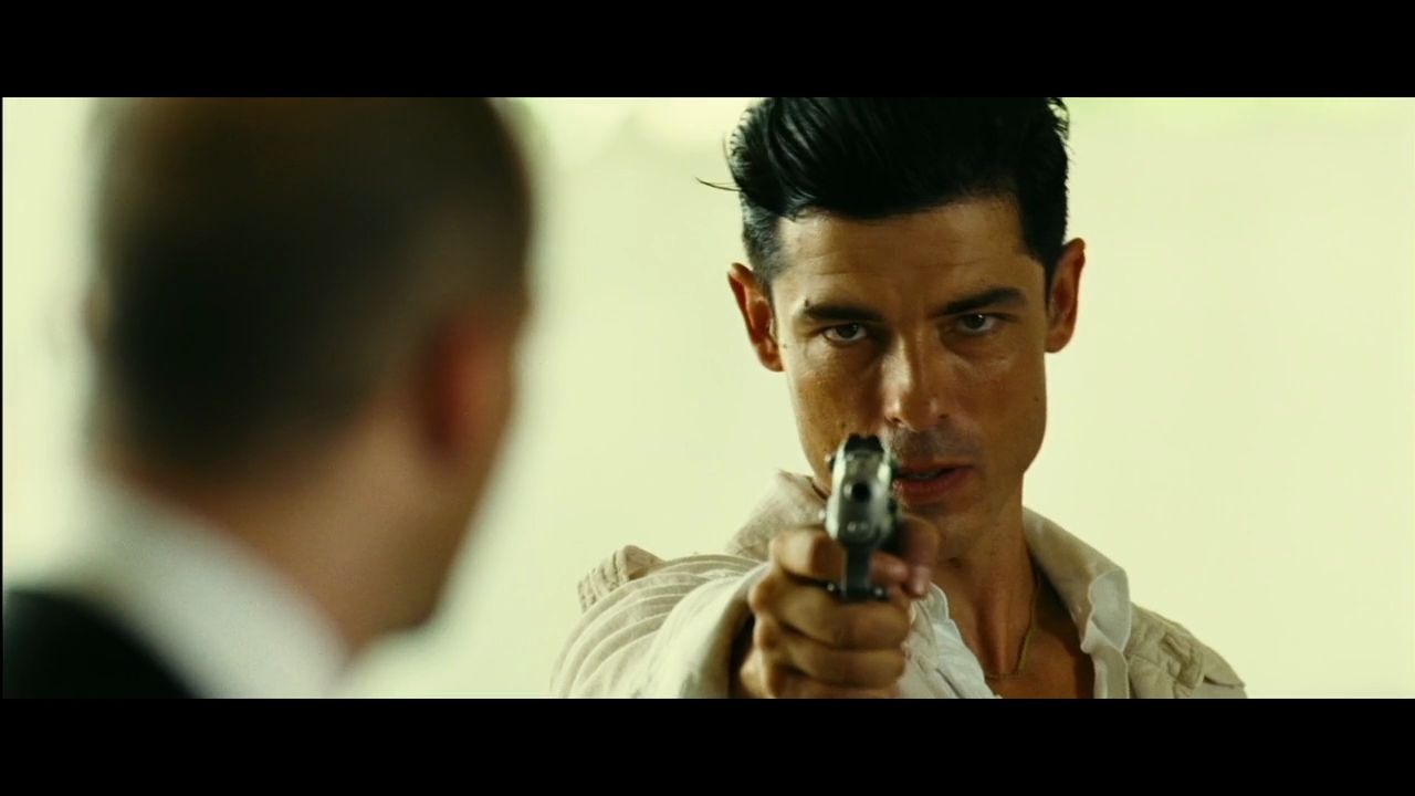 非常人贩2:看杰森如何用车技自救