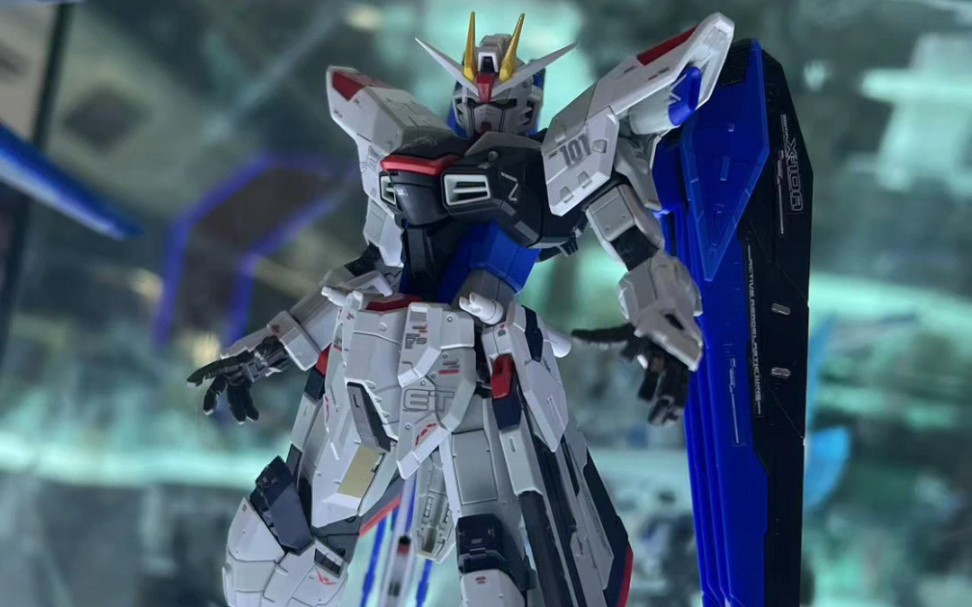 [自由高达 金桥立像版]万代 rg 自由高达gcp 初公开_哔哩哔哩_bili