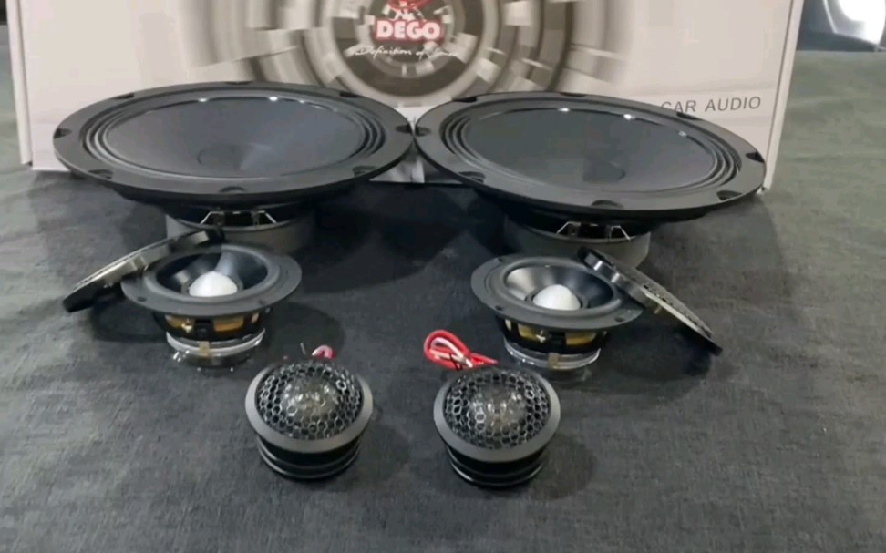 途乐y62汽车音响改装埃曼德高8寸组合三分频发烧音响系统