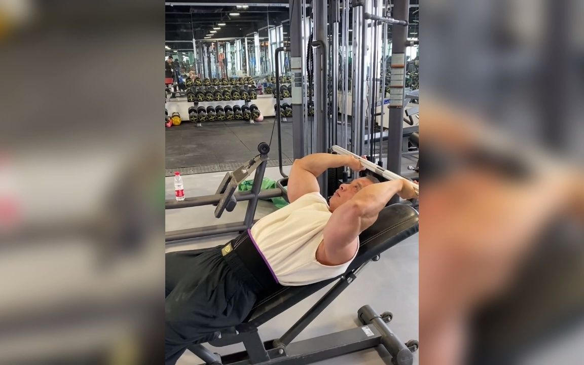 手臂三头教学,上斜杠铃臂屈伸