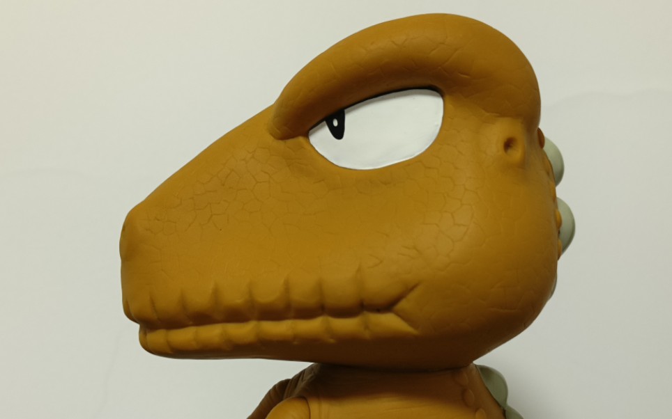 龙年玩具 万代古董软胶玩具 小恐龙阿贡