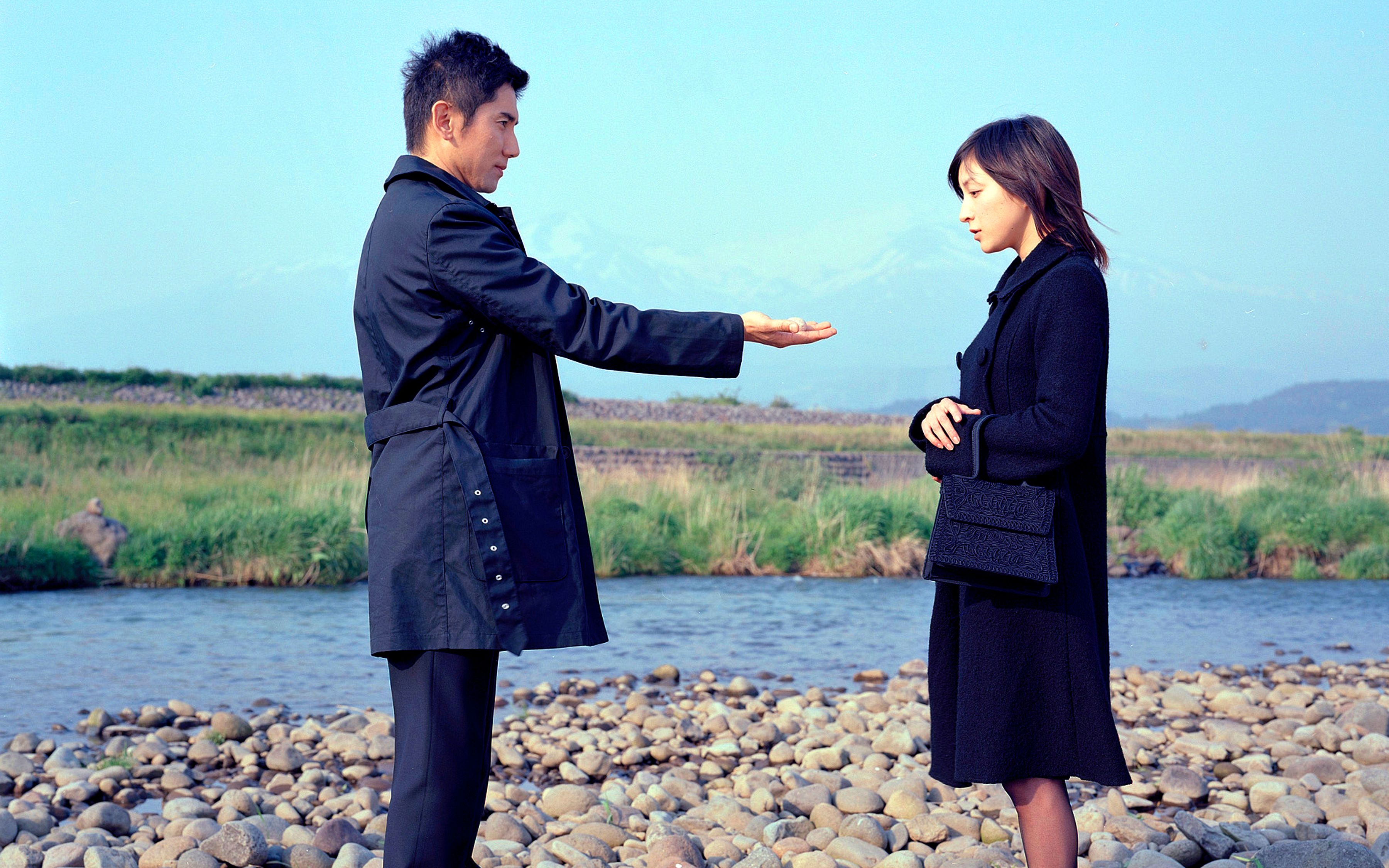 【重温经典】最漫长的告别,最温柔的电影——《入殓师》