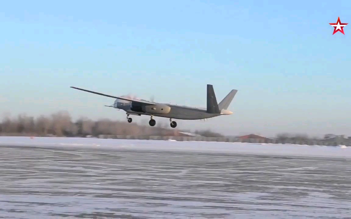 【军事】俄罗斯"牵牛星"(altius-m)无人机飞行测试