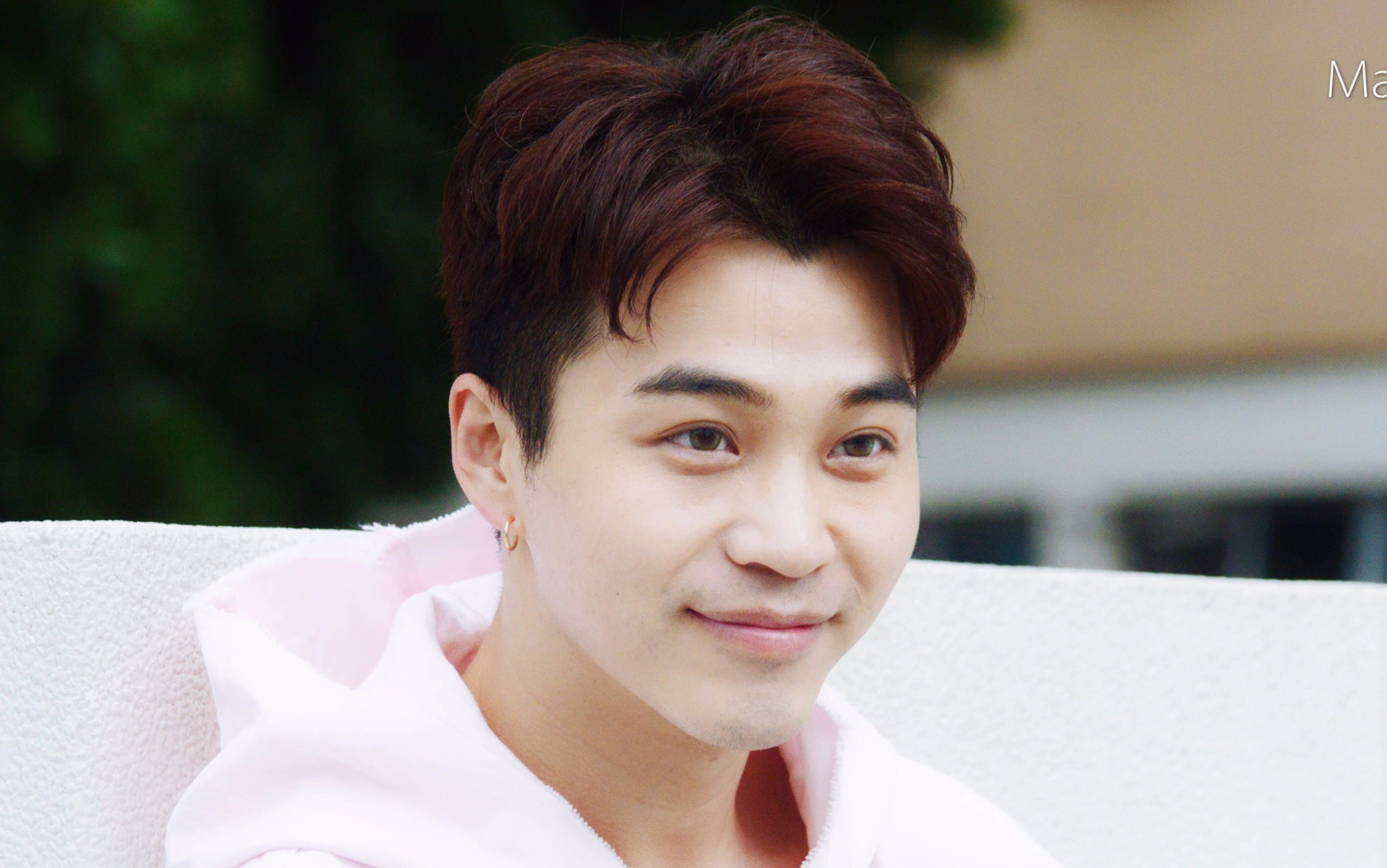 与孟瑞电话视频连线