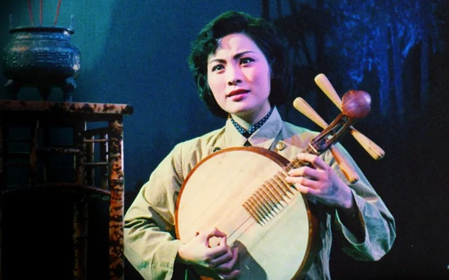 【马莉莉传记】讲述沪剧演员马莉莉的艺术人生