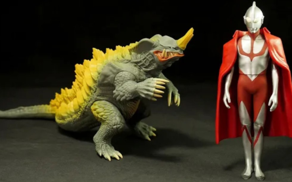 新奥特曼怪兽内隆嘎软胶把玩视频(转自youtube原作者:k2eizo)