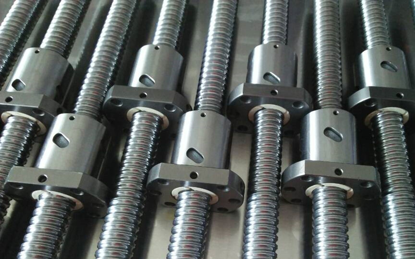 工况不同,安装也不一样,滚珠丝杆的安装结构形式详细讲解